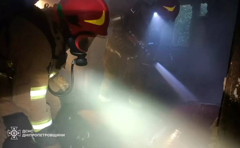 На пожежі у Марганці виявили тіло чоловіка без ознак життя: подробиці